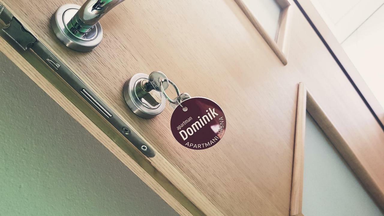 Apartment Dominik Осиек Екстериор снимка
