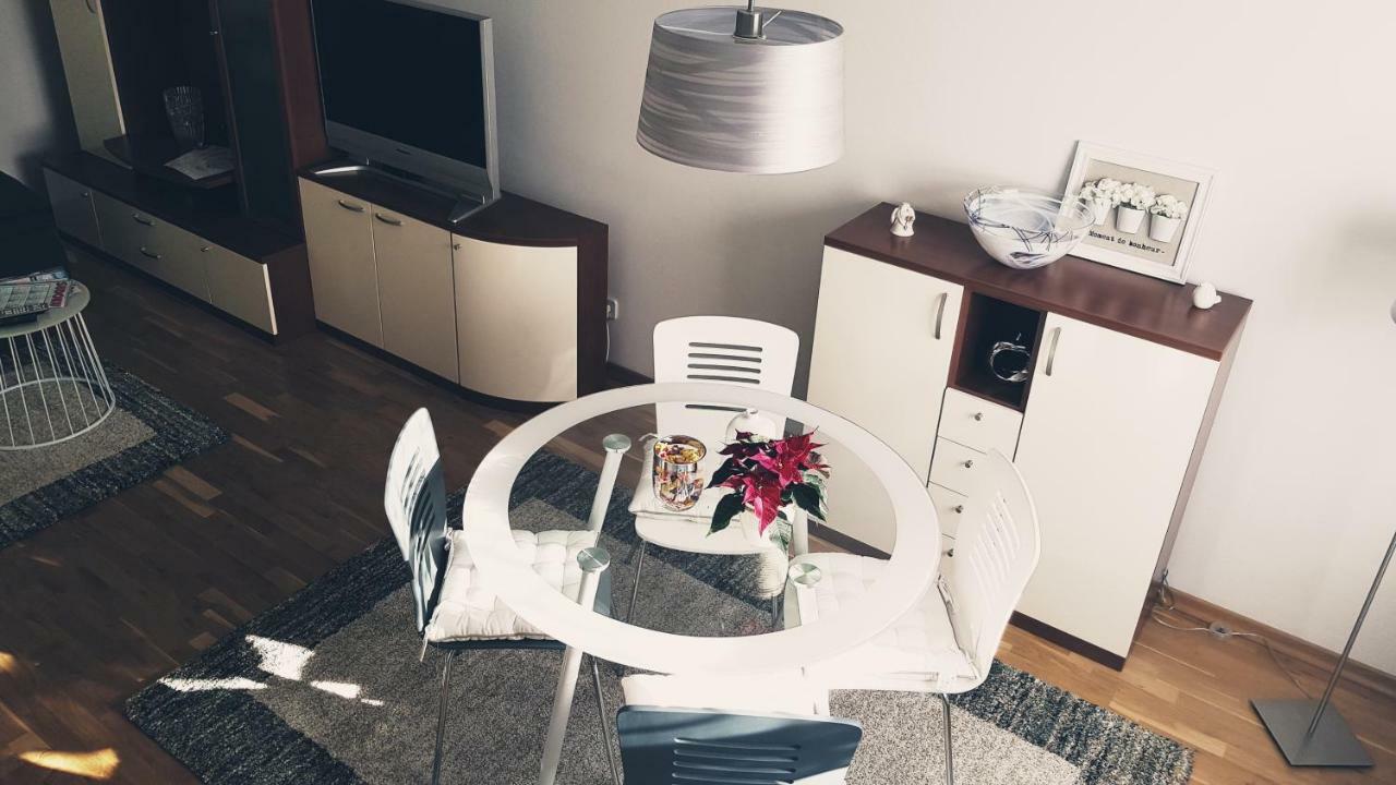 Apartment Dominik Осиек Екстериор снимка